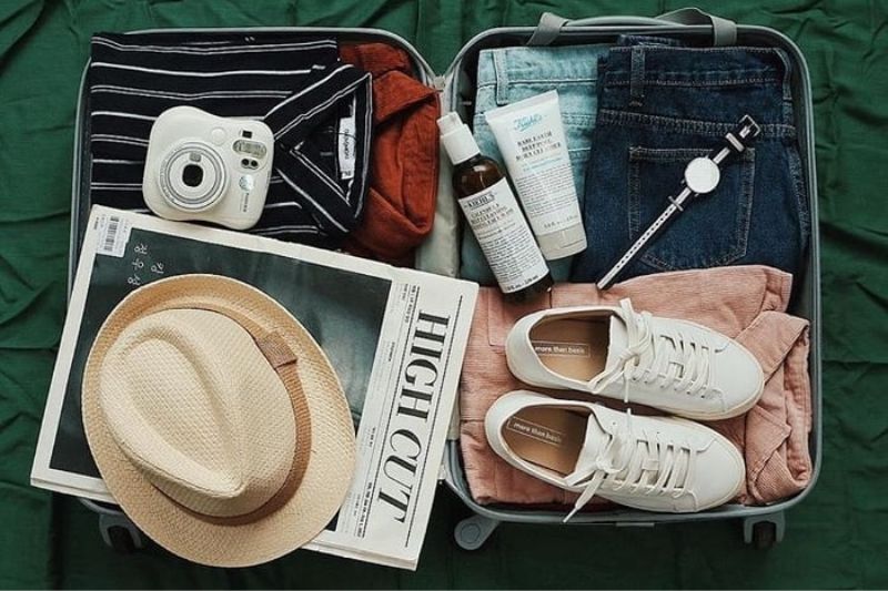 The top 4 groups of items prohibited for carry-on on the plane