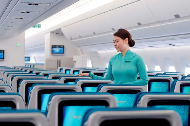 Priority is given to choosing direct flights