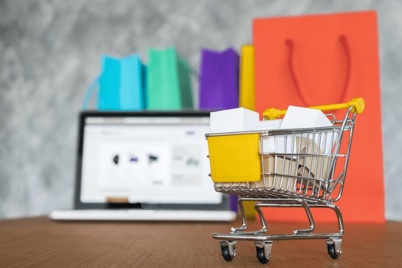 Avoid buying too many unnecessary items while waiting for your upcoming flight