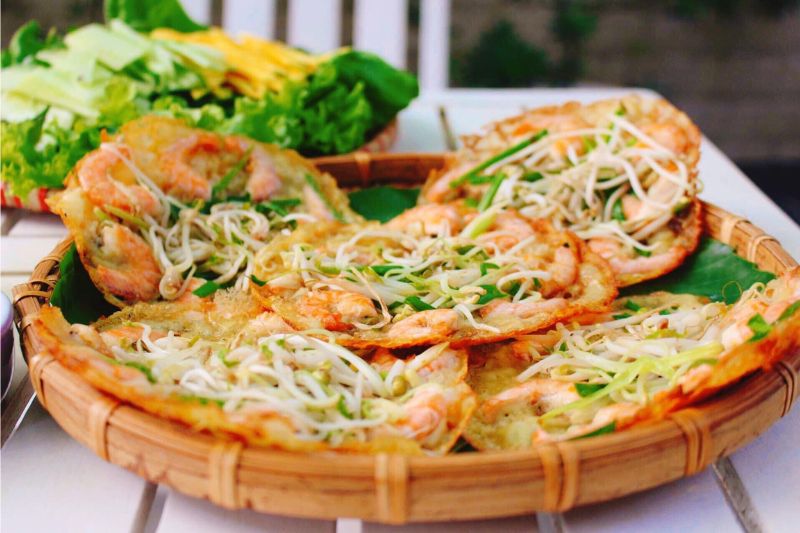 Come to Quy Nhon, don't forget to enjoy the famous specialties here