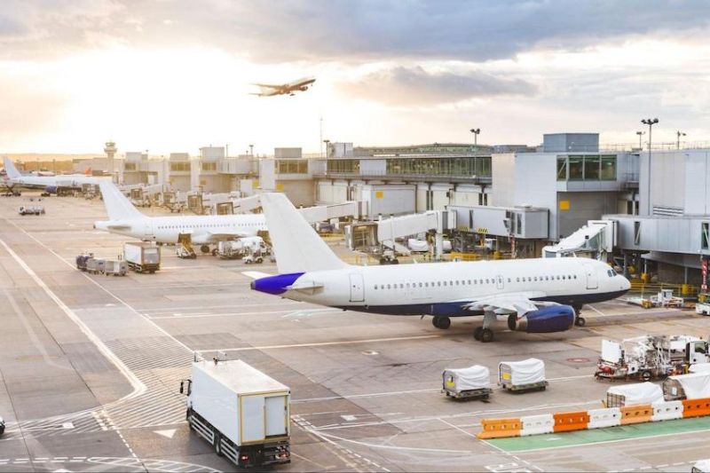 The aircraft apron of Phu Quoc Airport is spacious and modern