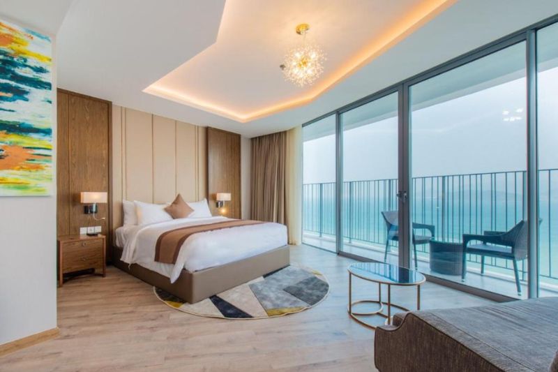 Book hotel or motel rooms before going to Nha Trang to avoid running out of rooms